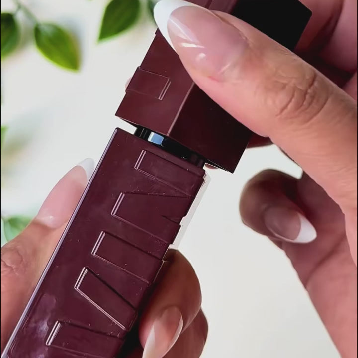 HoneyNoir honeynoir-superstay-universal-lipstick product demonstration