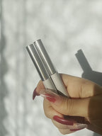 HoneyNoir Honey Lipstick product demonstration