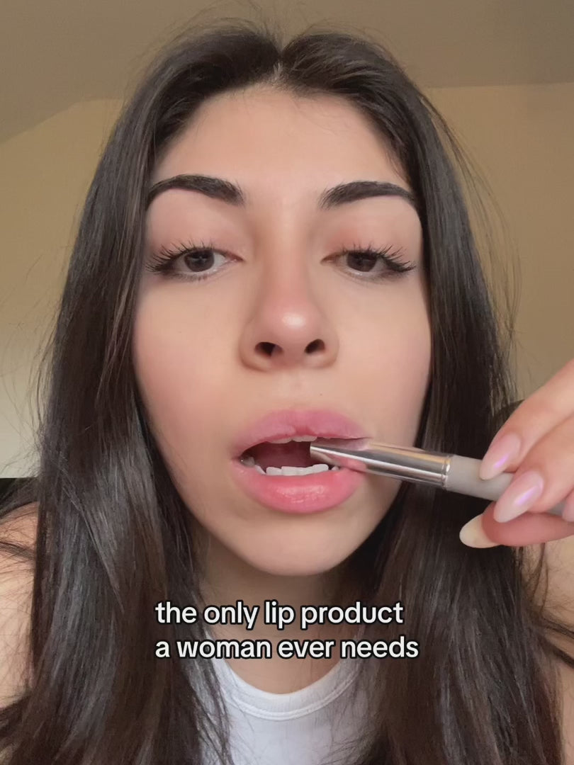 HoneyNoir Honey Lipstick product demonstration